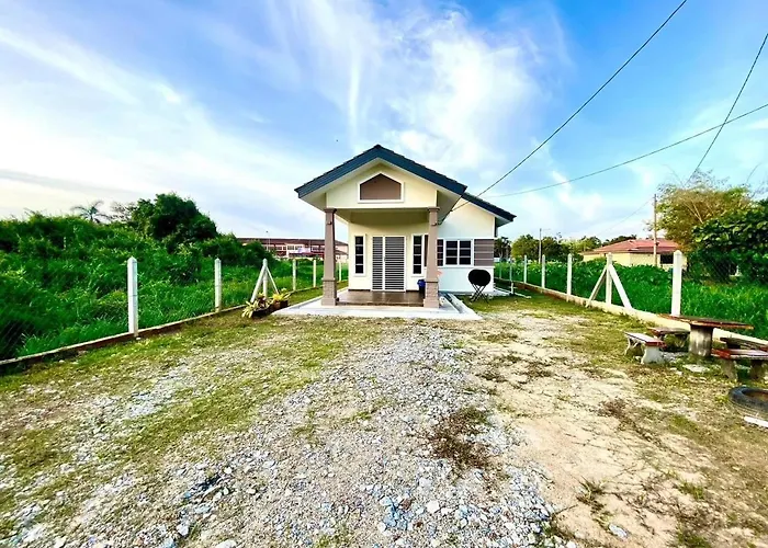 Umbai Village Melaka Homestay